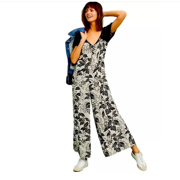 ANTHROPOLOGIE NWOT Maeve Lace Wide Leg Jumpsuit 6 - Picture 3 of 8